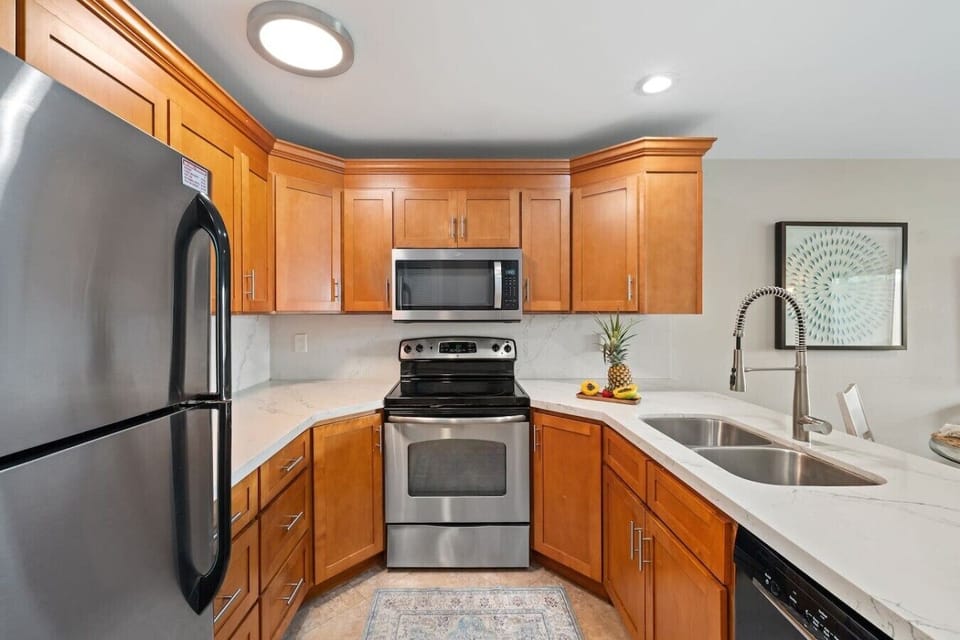 Full Kitchen that would make your stay feel at home