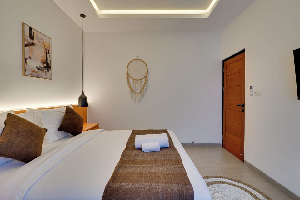 Villa, Balcony, Pool View | In-room safe, cribs/infant beds, free WiFi, bed sheets