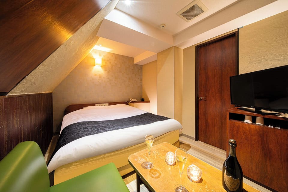 Standard Double Room | WiFi (free)