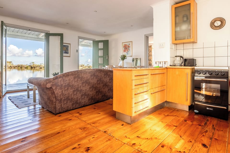 Stille Waters | Living area