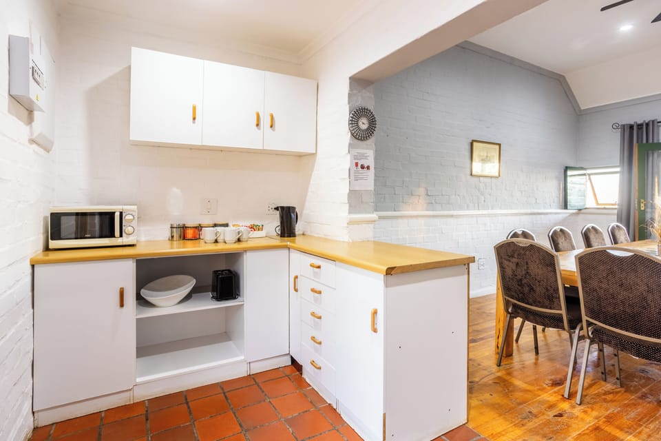 Wild Flower Rooms | Private kitchen | Electric kettle