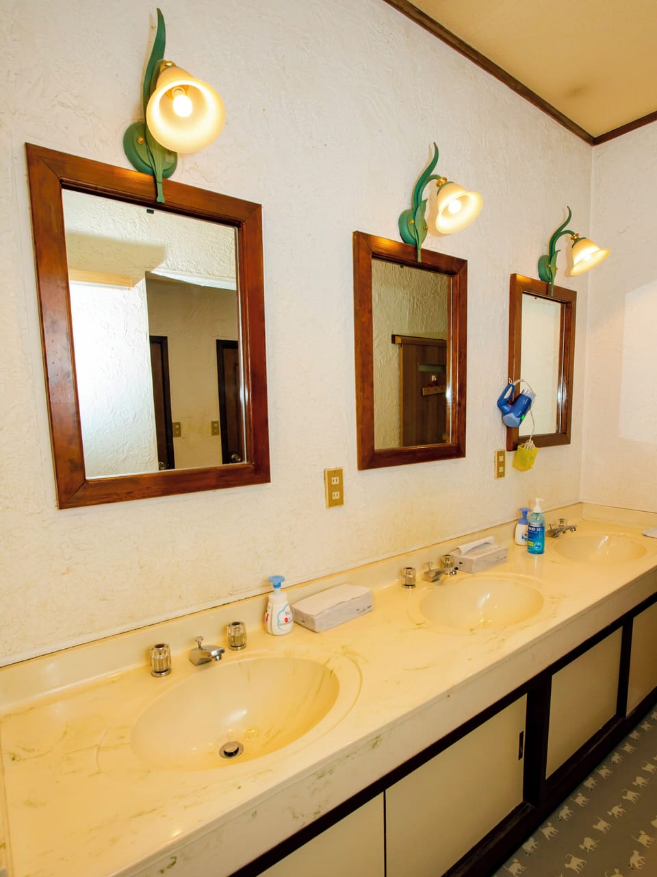 Free toiletries, hair dryer, soap, shampoo