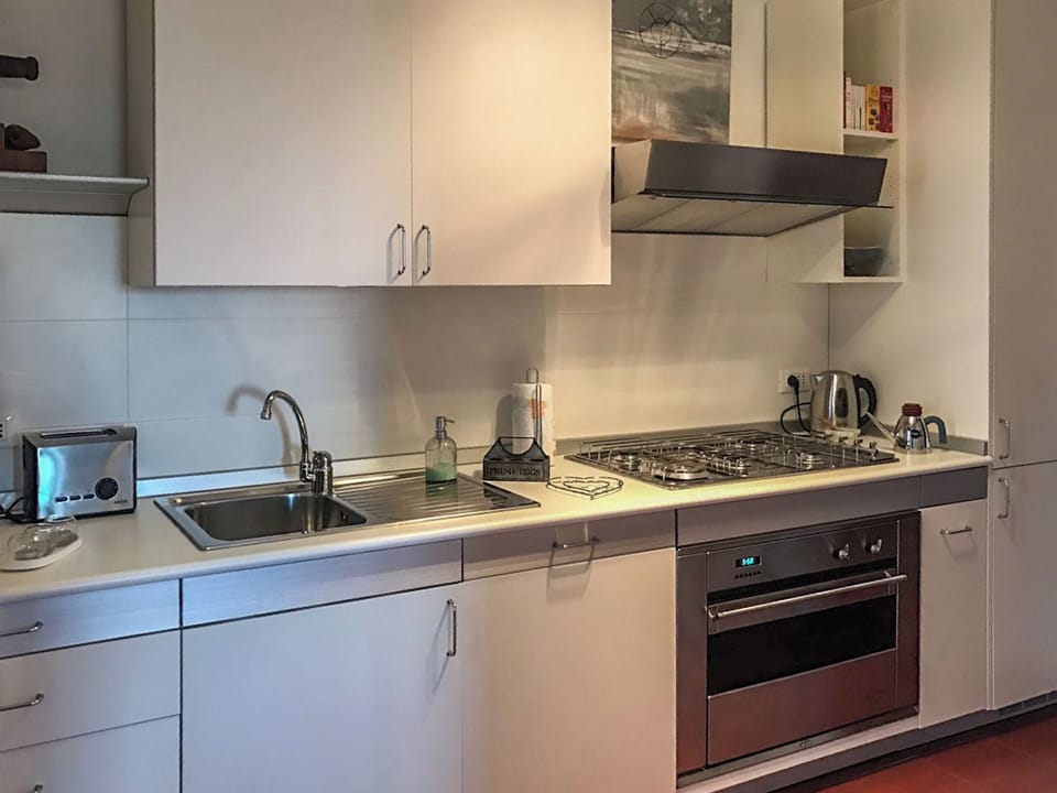 Villa, Balcony, Garden View | Private kitchen