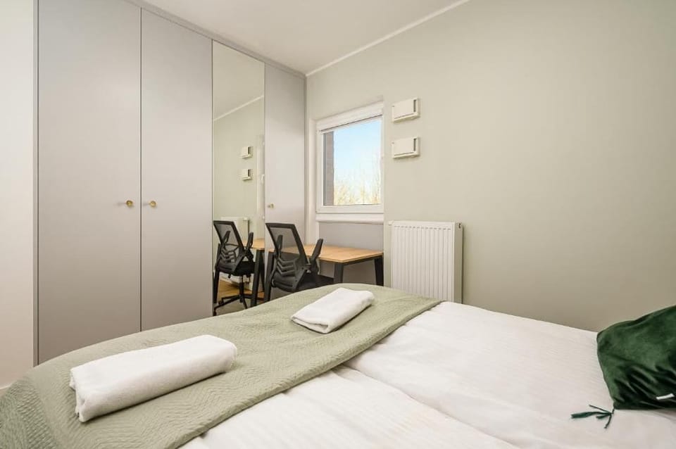 Luxury Apartment, Balcony, Courtyard View | Iron/ironing board, WiFi (free), bed sheets