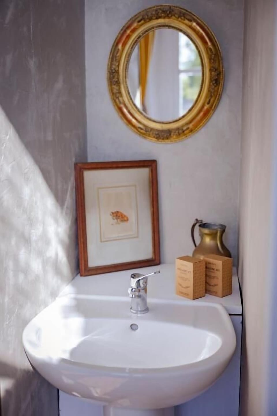 Double Room, Garden View | Bathroom | Free toiletries, towels, soap, shampoo