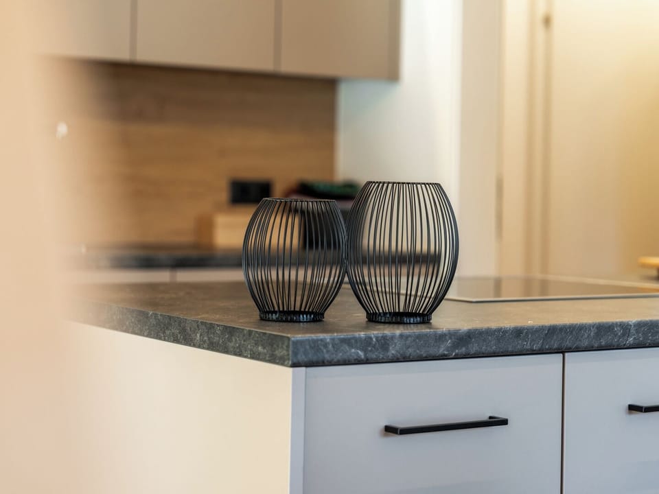 Design Condo, 2 Bedrooms, Mountain View | Private kitchen | Fridge, stovetop, cookware/dishes/utensils