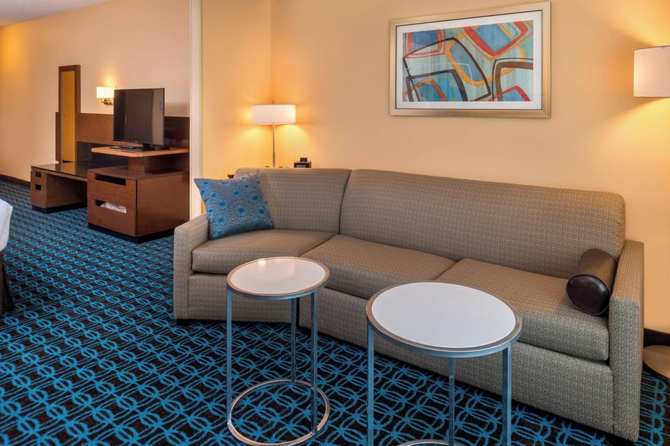 In-room safe, desk, laptop workspace, blackout drapes