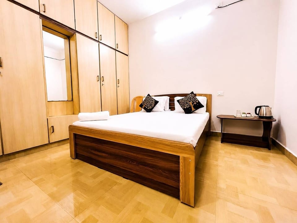 Deluxe Double Room | Free WiFi