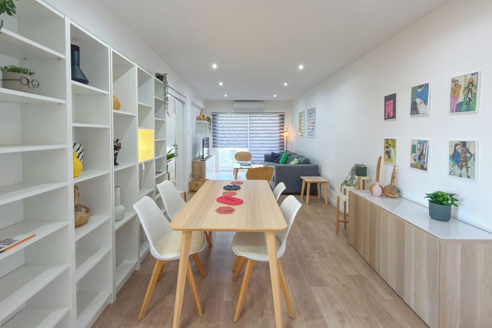 Apartment | Dining