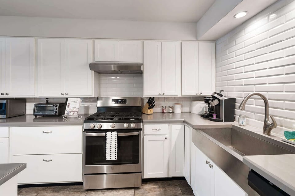 Fully Stocked Kitchen