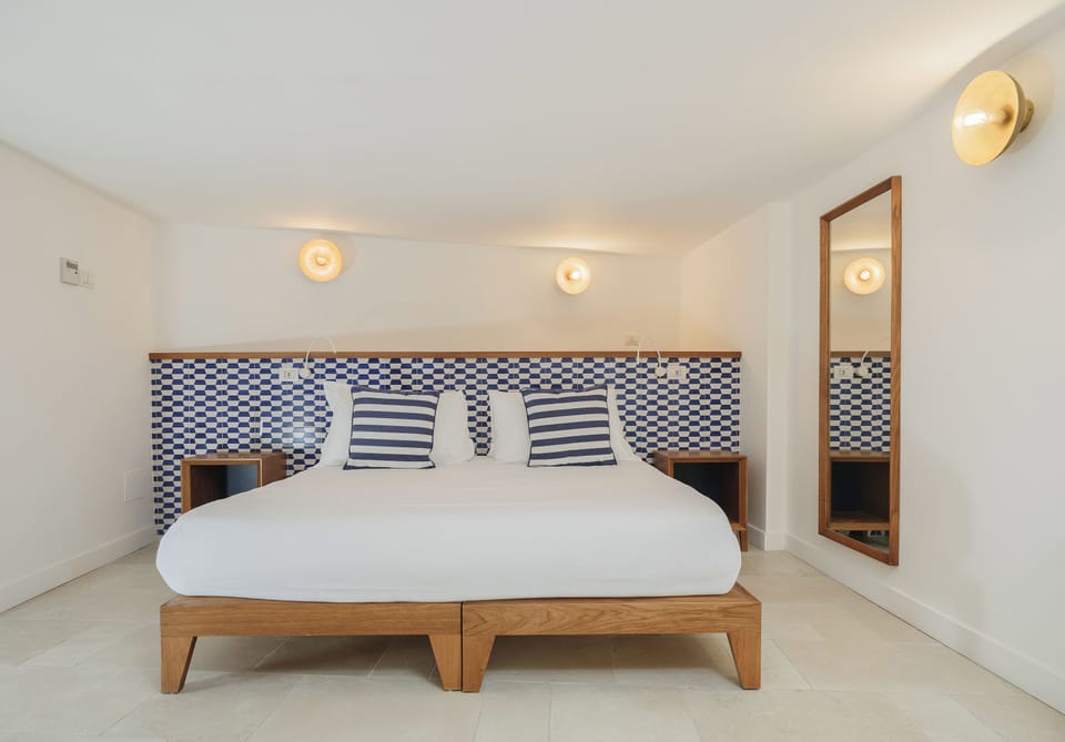 Comfort Apartment, City View | In-room safe, desk, WiFi (free)