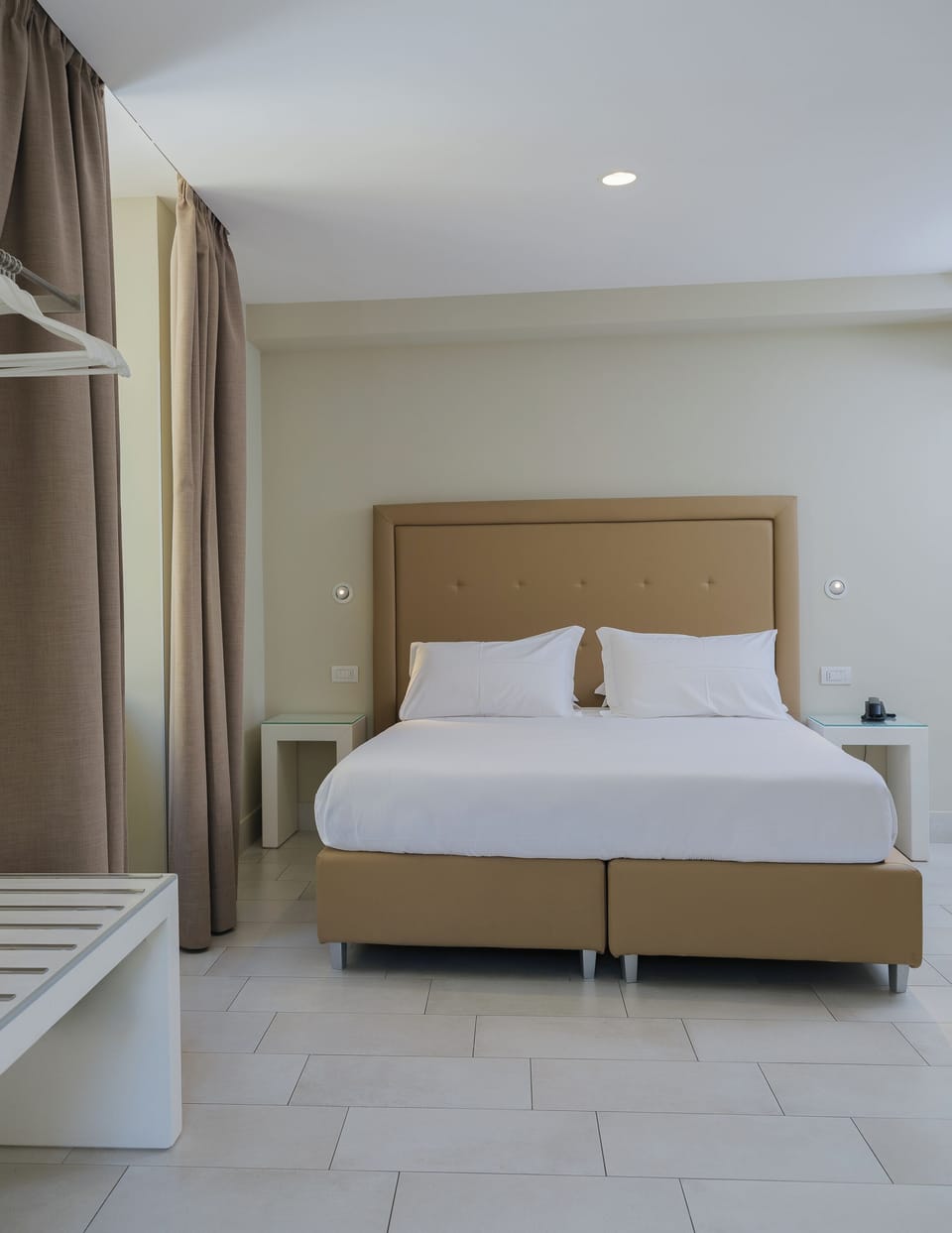 Superior Double or Twin Room | In-room safe, desk, WiFi (free)