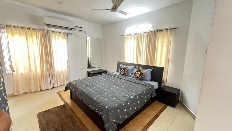 In-room safe, desk, laptop workspace, blackout drapes
