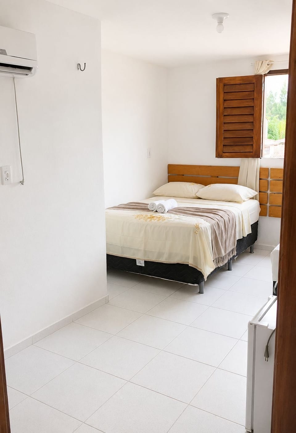 Comfort Room, Mountain View | Laptop workspace, WiFi (free)