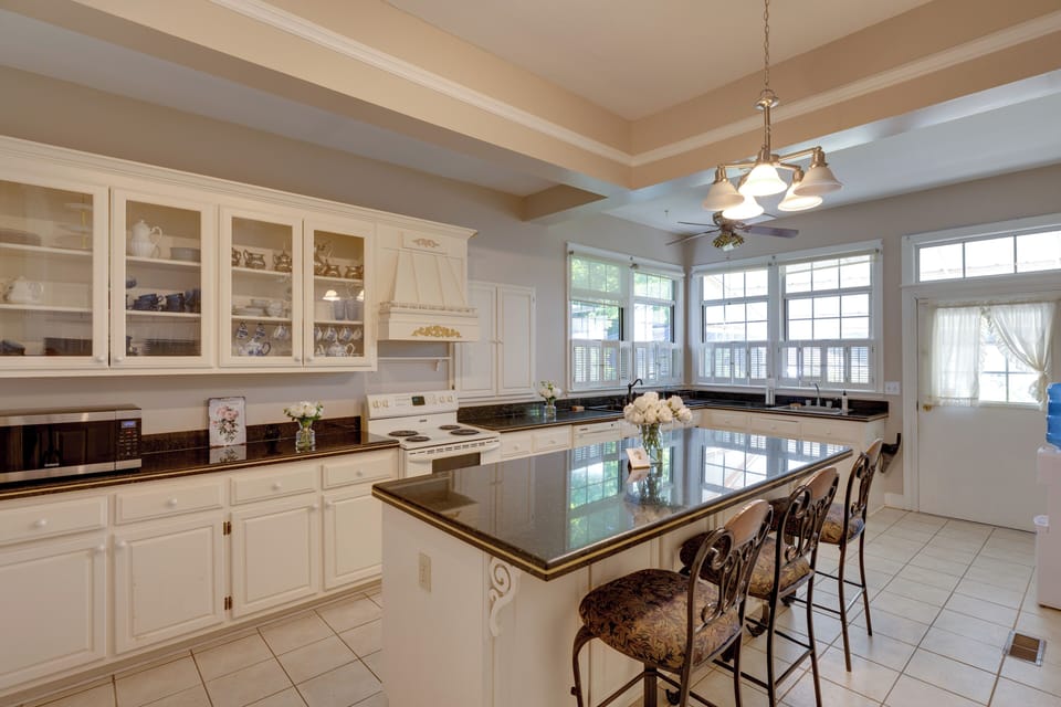 Kitchen | 1st Floor