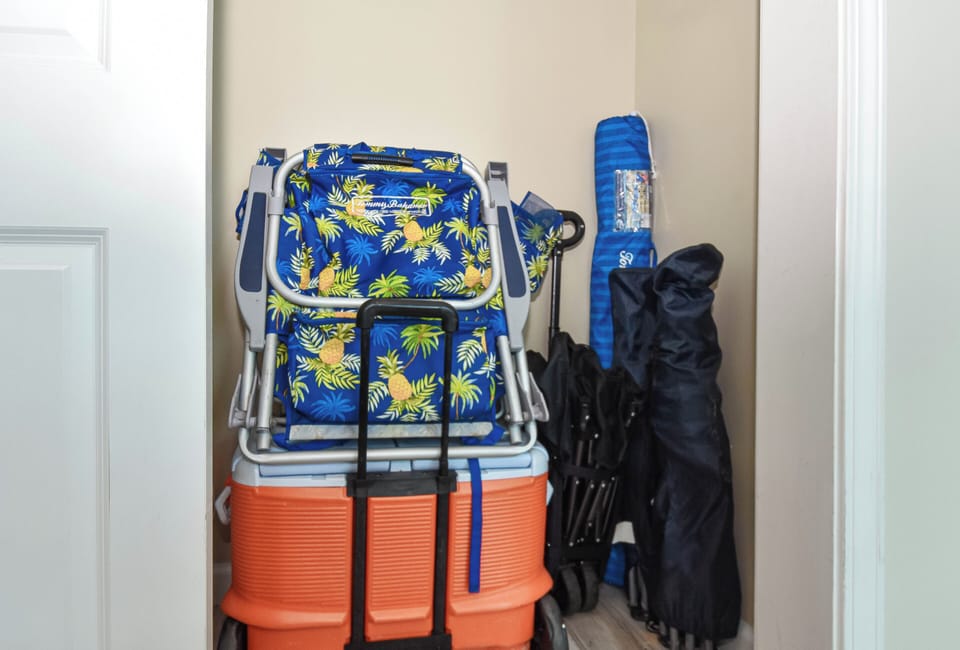 The Palms of Destin 2303 - Two Backpack Beach Chairs, Cooler, and Wagon