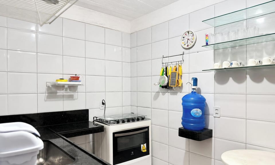 House, 5 Bedrooms, Pool Access, Pool View | Private kitchen | Fridge, microwave, cookware/dishes/utensils, dining table