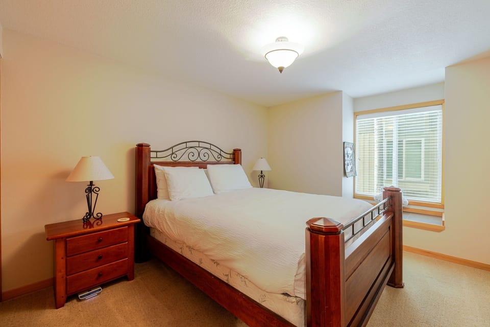 Condo, 3 Bedrooms