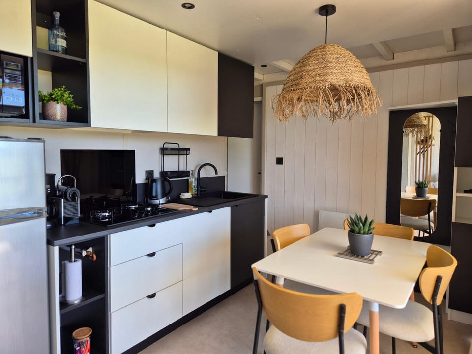 House | Dining