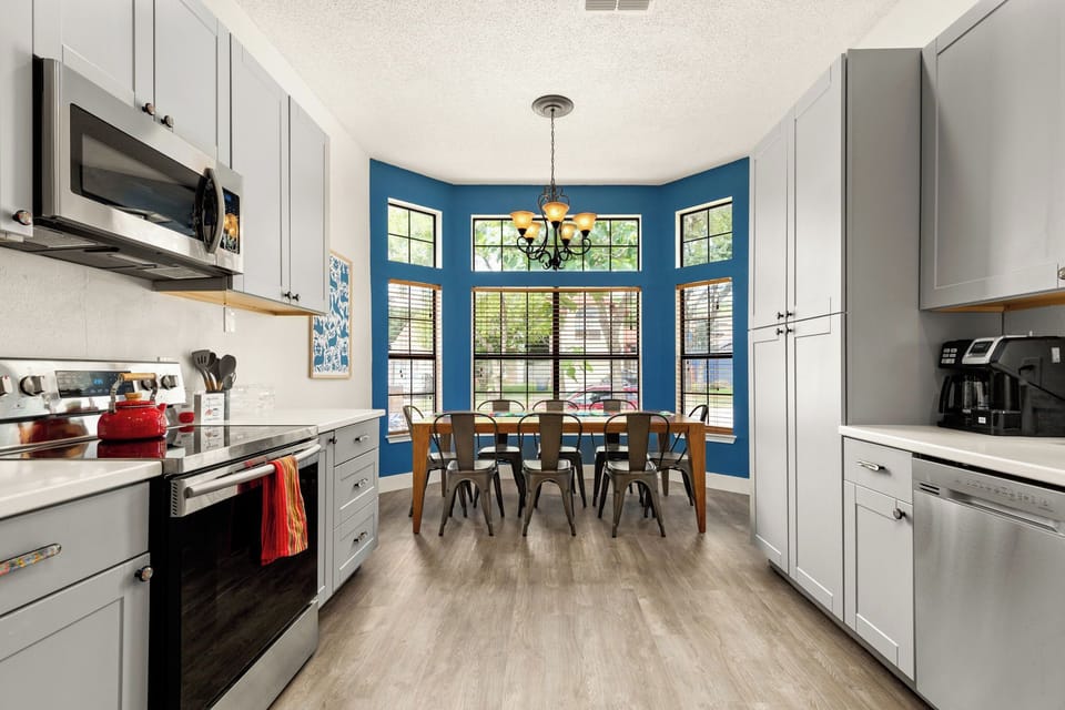House (4 Bedrooms) | Interior