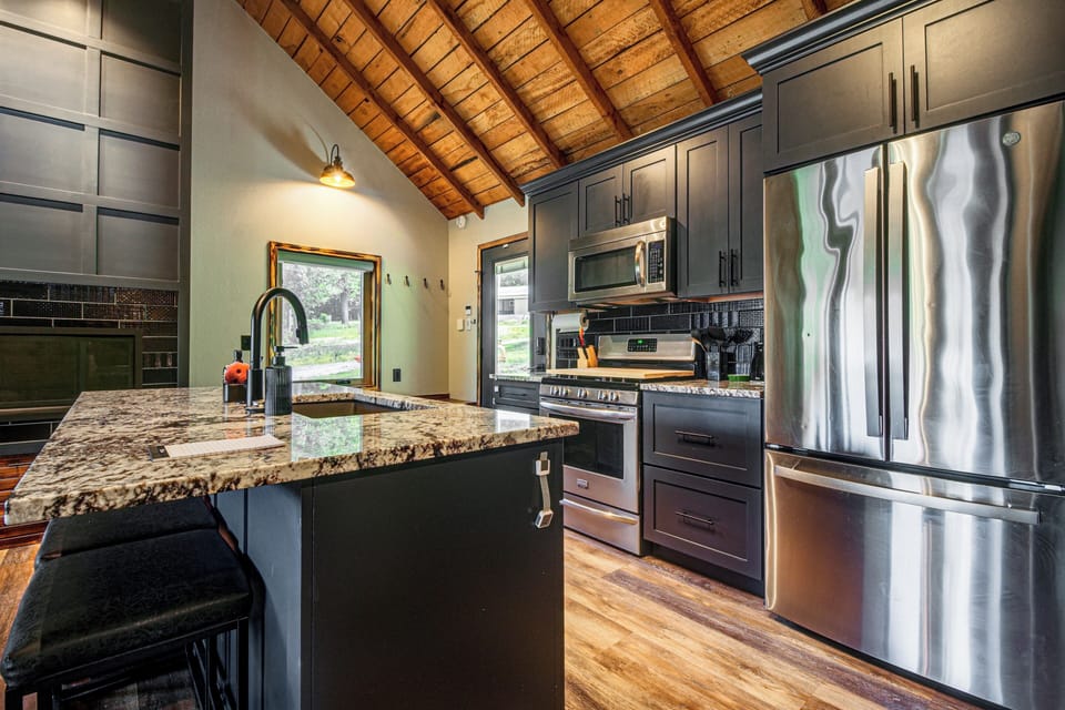 House (2 Bedrooms) | Interior