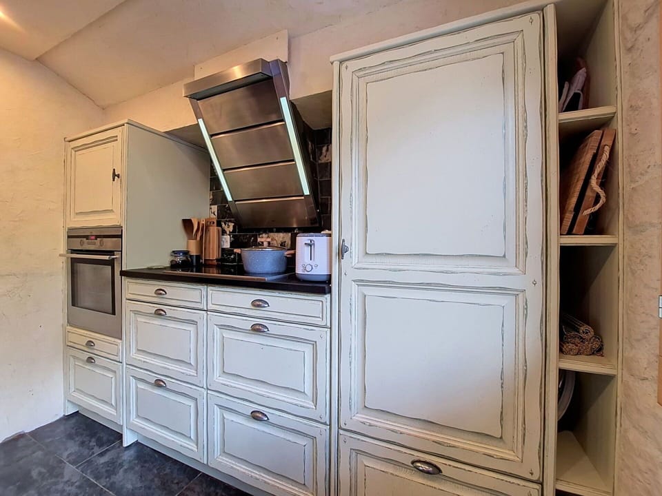 Wood, Cabinetry, Kitchen, Drawer, Cupboard, Wood Stain, Countertop, Hardwood, Major Appliance, Kitchen Appliance