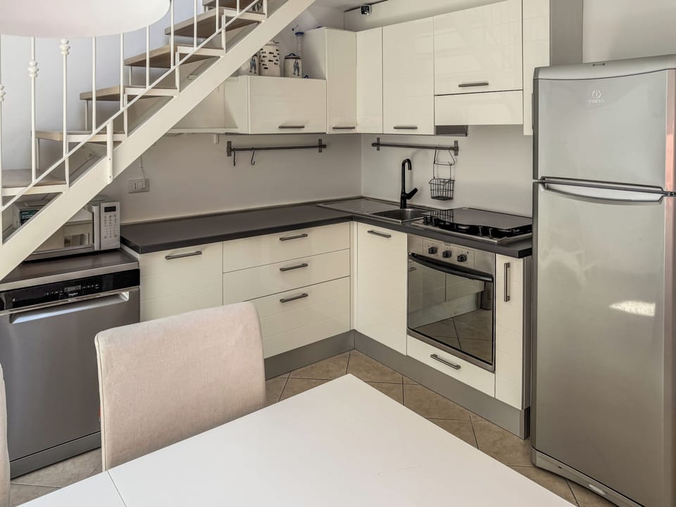 Apartment, Balcony | Private kitchen
