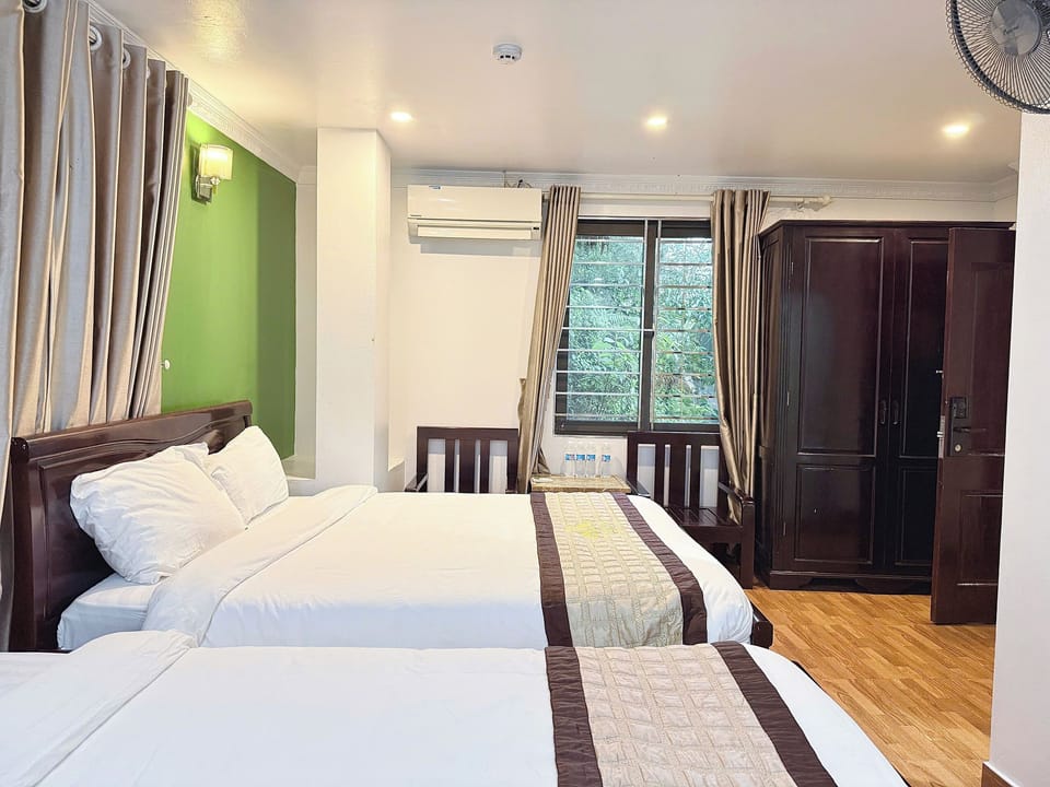 Standard Quadruple Room | Desk, WiFi (free)