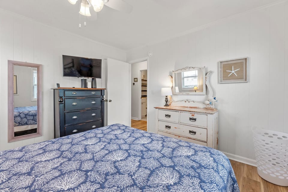 Pink Pelican | Second Floor Bedroom with Queen Bed