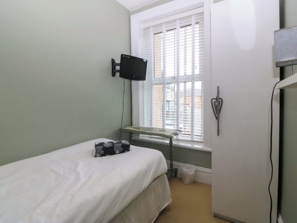 7 bedrooms, WiFi (free), individually decorated, individually furnished