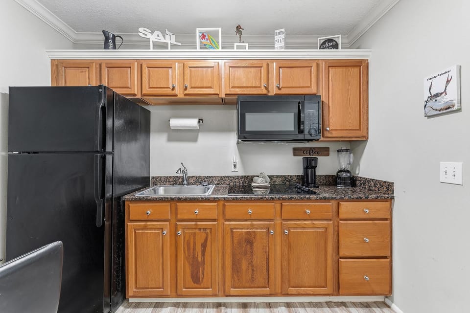 Condo, 1 King Bed with Sofa bed (Plaza Caribe 8 Beach Bliss) | Private kitchen
