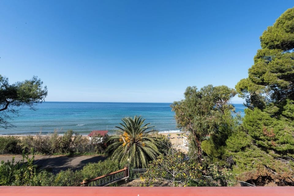Beach/ocean view