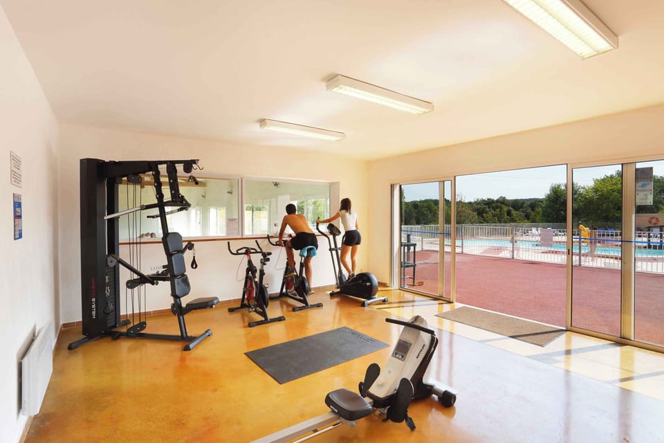 Bright and spacious, the fitness room provides a full workout option for guests looking to stay in shape during their Languedoc holiday.