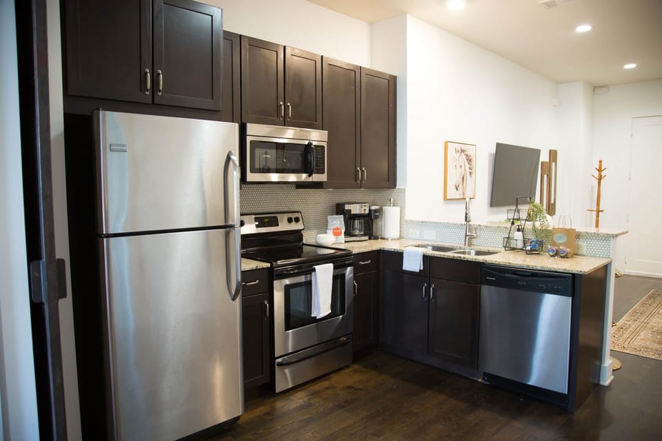 Sleek, stylish - ready for whatever your group is whipping up.