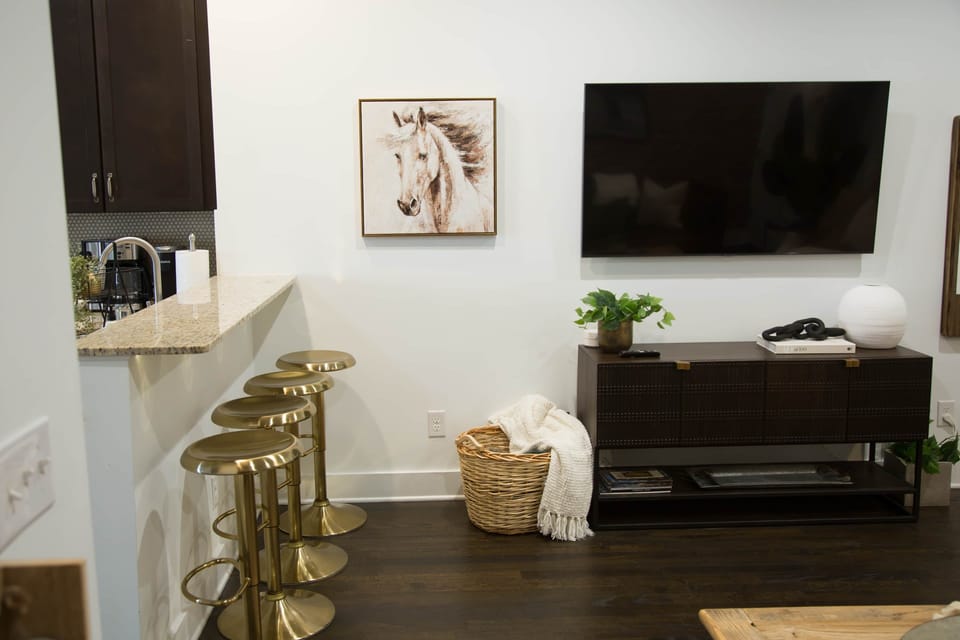 Find your comfort zone - hanging by the kitchen, curling up for TV time, we've got you covered