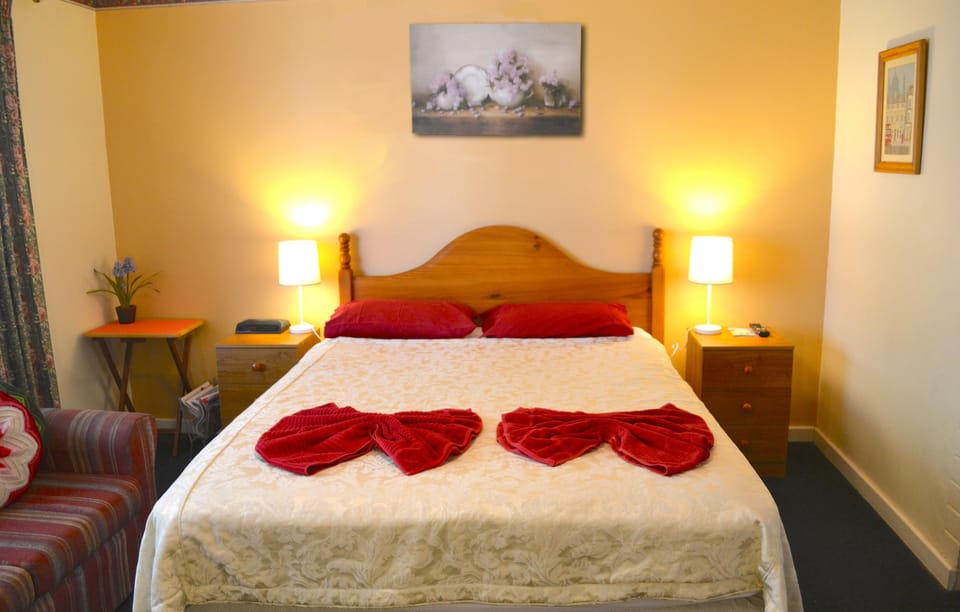 En-suite Single Room Package | Select Comfort beds, individually decorated, individually furnished
