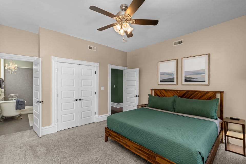Simple Luxury – This beautifully appointed king bedroom offers a comfortable, restful space with a focus on style and relaxation.


