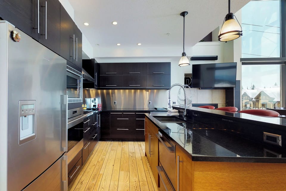 House, Patio, Mountain View | Private kitchen | Coffee/tea maker