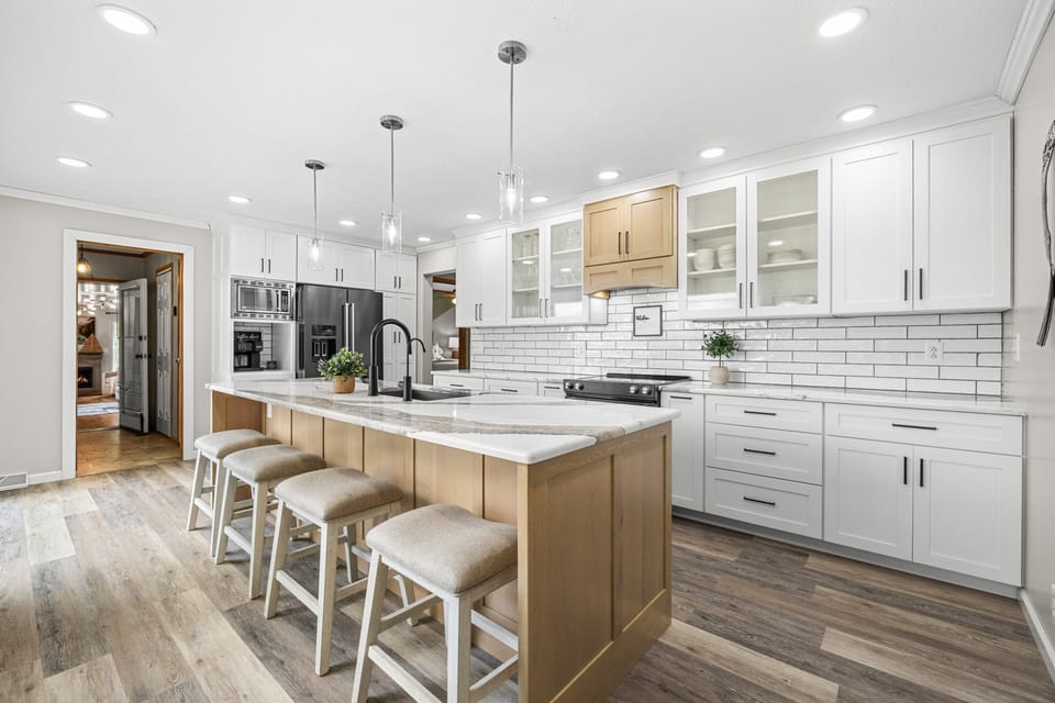 Beautiful new kitchen with large island