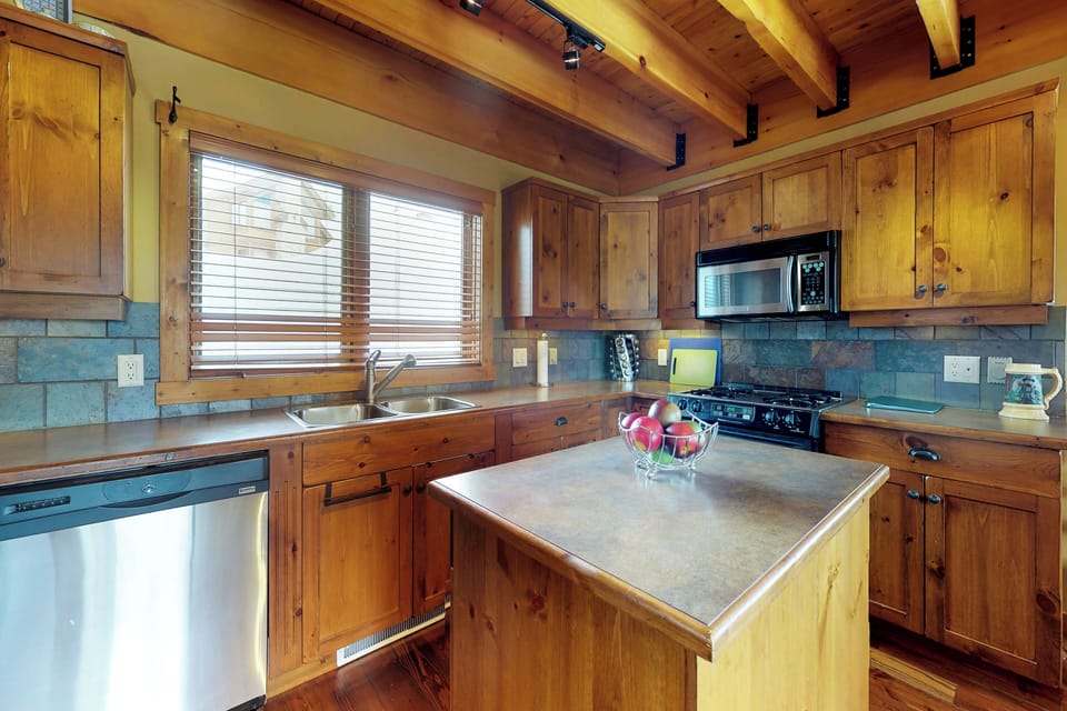 Condo | Private kitchen | Coffee/tea maker