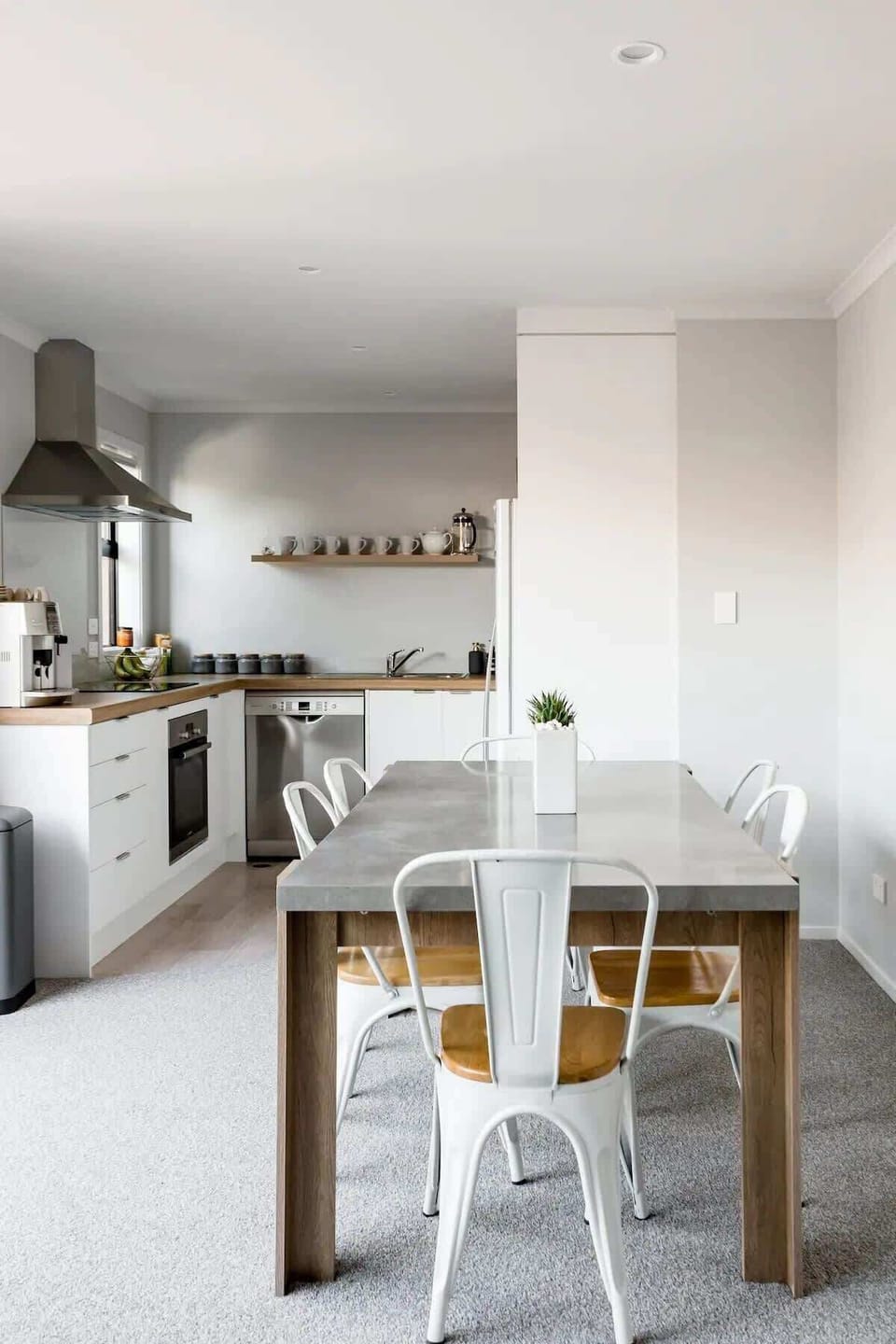 Dining table seats 6