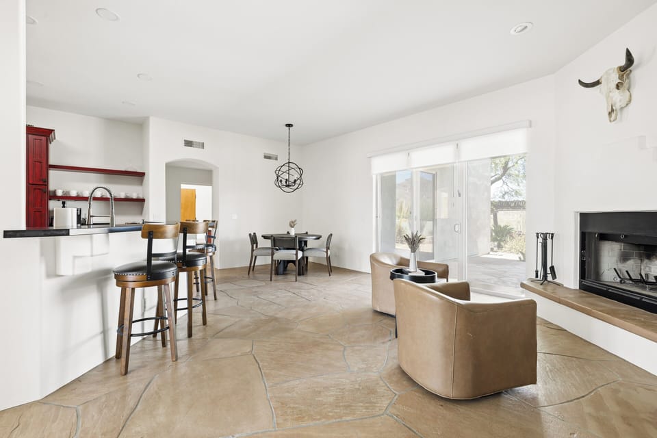 Sitting Area and Dining for Four