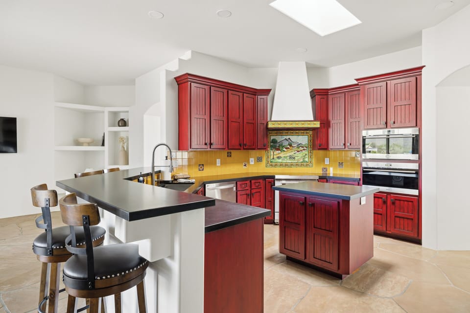 Fully Stocked Kitchen