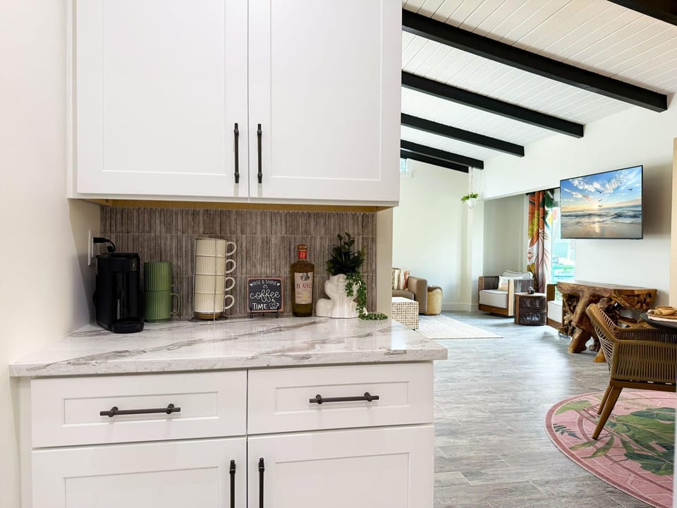 2BR Beach, Bay & Pool at Admiralty Villas (8497)
