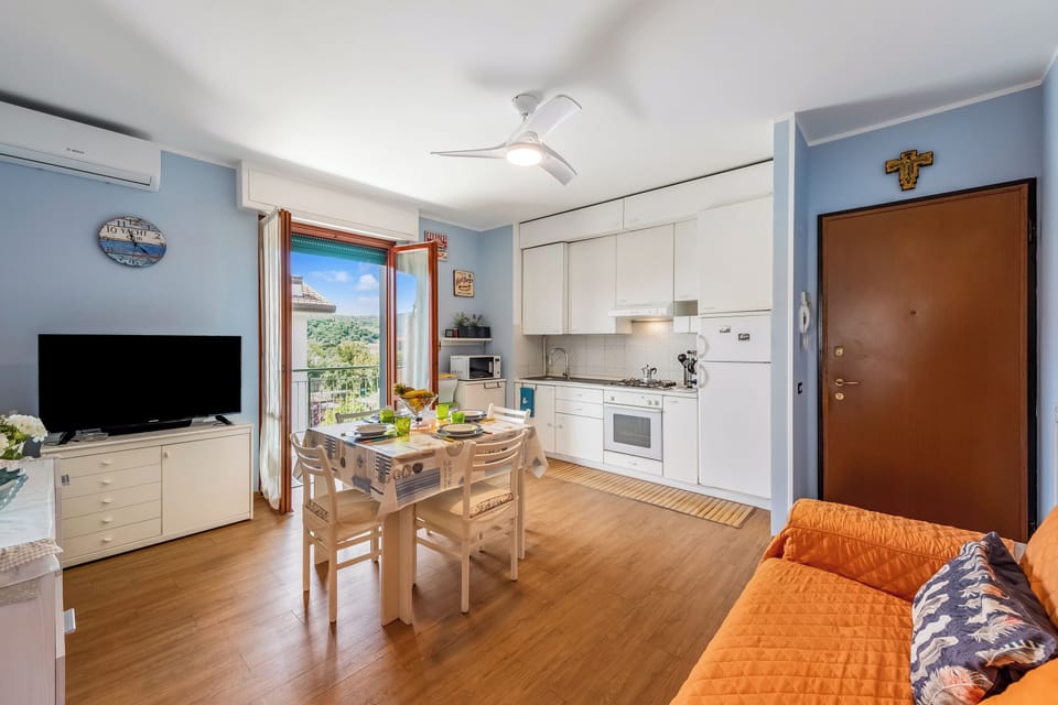 Living and dining room