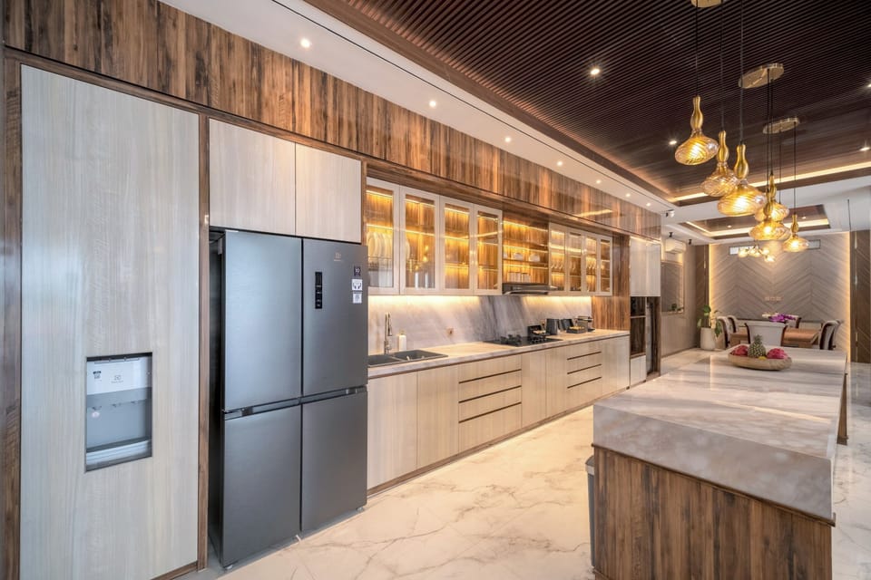 Villa, 5 Bedrooms, Balcony, Sea View | Private kitchen | Microwave, stovetop, electric kettle, cookware/dishes/utensils