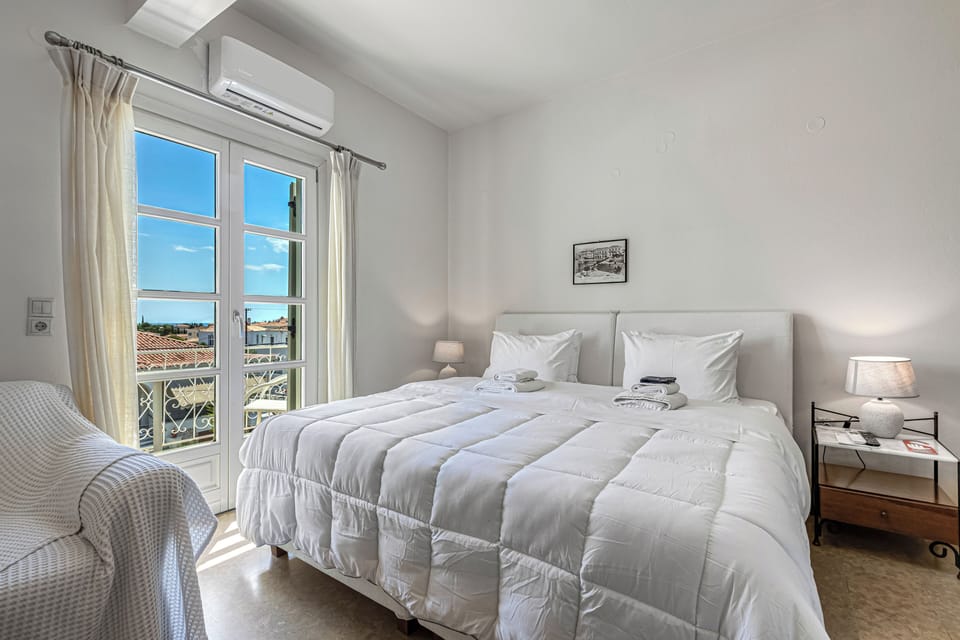 Superior Double or Twin room with Balcony | Minibar, in-room safe, iron/ironing board, free WiFi