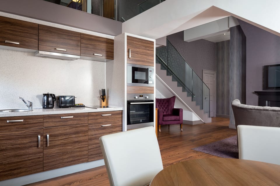 Penthouse Suite-Friar House | Private kitchen | Fridge, microwave, stovetop, dishwasher