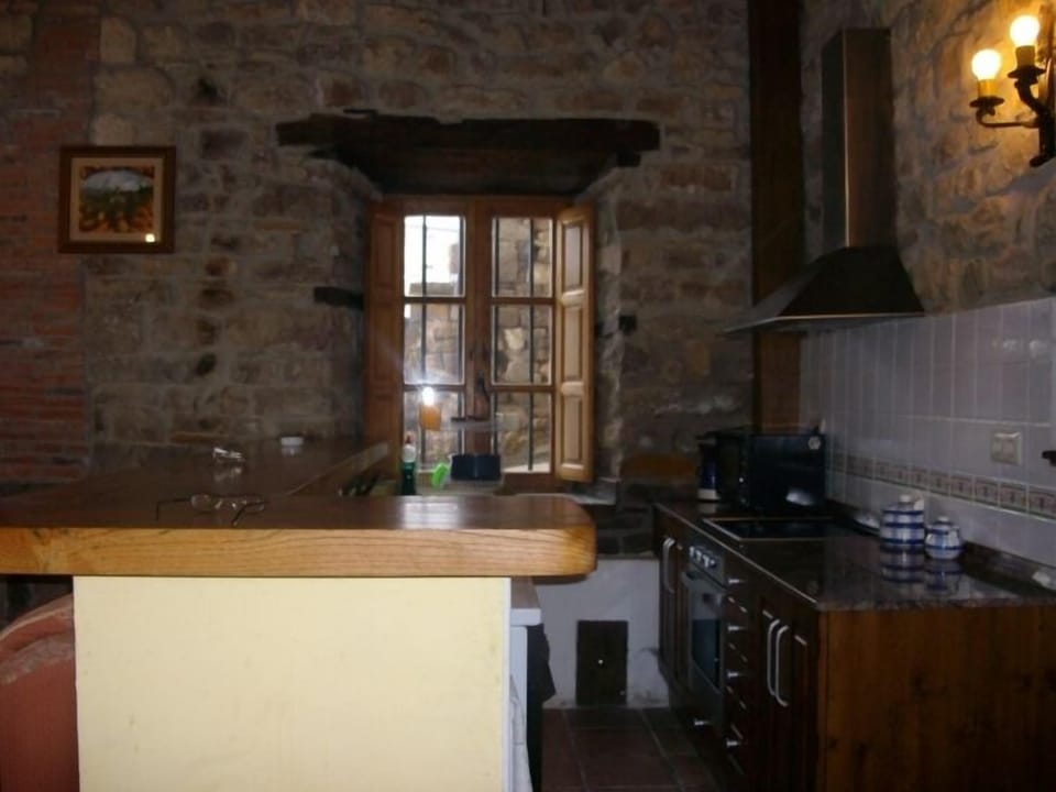 Standard Double Room | Private kitchenette