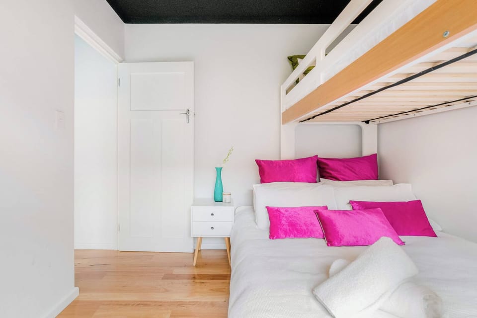 Comfort Apartment, Balcony, Garden View | Iron/ironing board, WiFi (free)